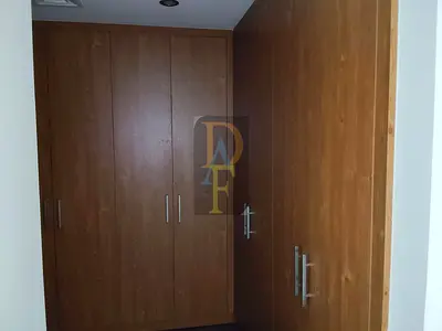 VACANT 1B/R WITH BIG TERRACE WITH PARKING FOR RENT