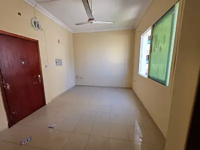 No deposit//big size studio centeral Ac and gas// free parking outside