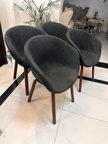 Dining chair