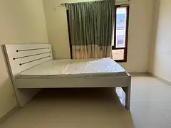 Furnished Room Available for families abu bakar siddique metro hor al anz