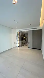 Modern Studio | NAS 3 Arjan | Balcony | Open-Plan Layout