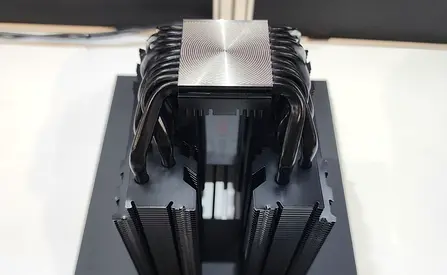 10 heatpipes cryorig gladius