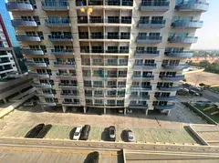 CHILLER FREE || ROAD VIEW || OPEN STYLE KITCHEN