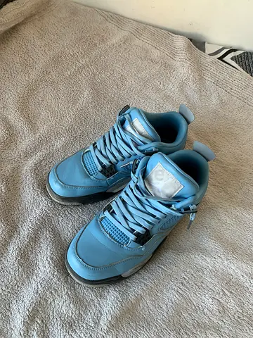 Light Blue Sneakers - Good Condition, Comfortable Everyday Wear