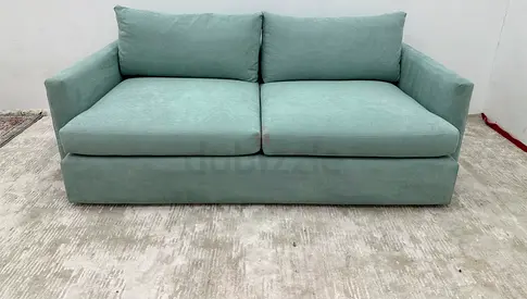 Selling cratebarrel 2 seater sofa