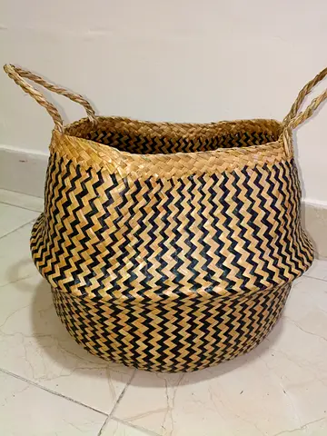Handwoven Seagrass Storage Basket with Handles - Zigzag Pattern