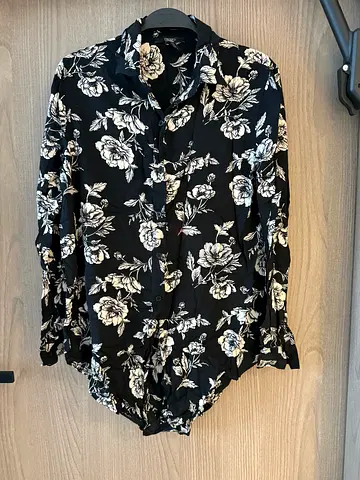 Forever 21 black floral shirt - size small