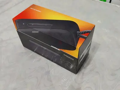 Bose SoundLink Plus Portable Bluetooth Speaker - Sealed Box