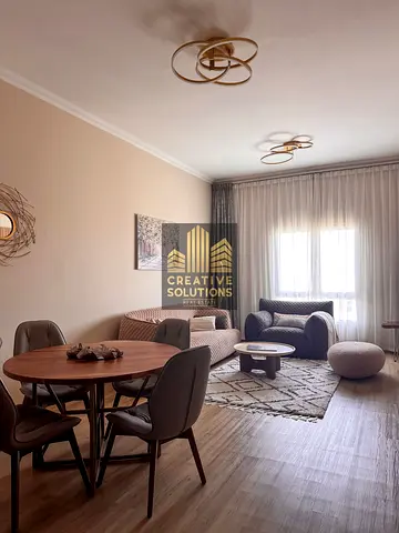 FULLY FURNISHED 1 BEDROOM RENOVATED READY TO MOVE PRIME LOCATION