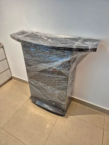 Bar Counter / Island