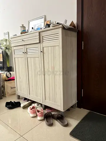 Compact white wooden shoe cabinet - good condition