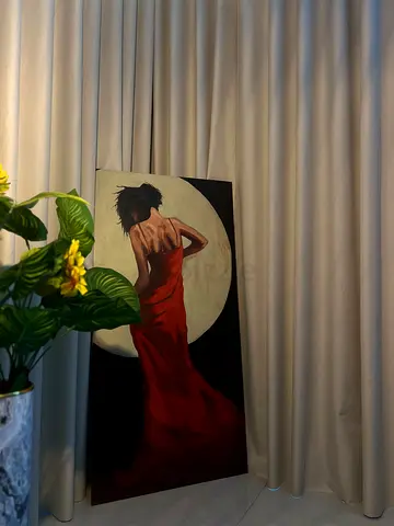 hand made painting, pure acrylic work done, aesthetic and verey classic.