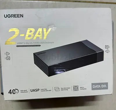 UGREEN 2-Bay USB4 M.2 NVMe SSD Enclosure (Data Dr.) - New/Boxed