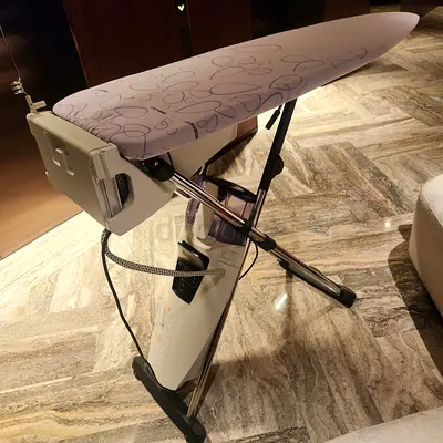 Steam Iron in excelent Condition