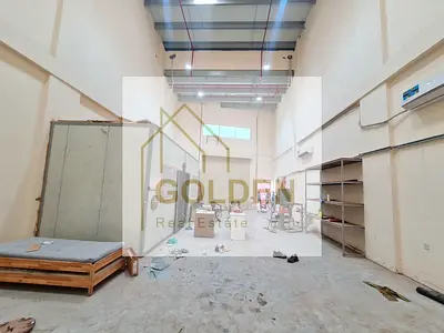 Open Layout Warehouse with Internal Office and 23 kW Power