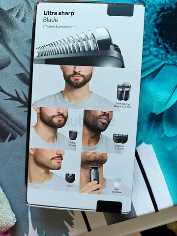 Philips Beard Trimmer (new in box) - Ultra Sharp Blade, Multiple Lengths