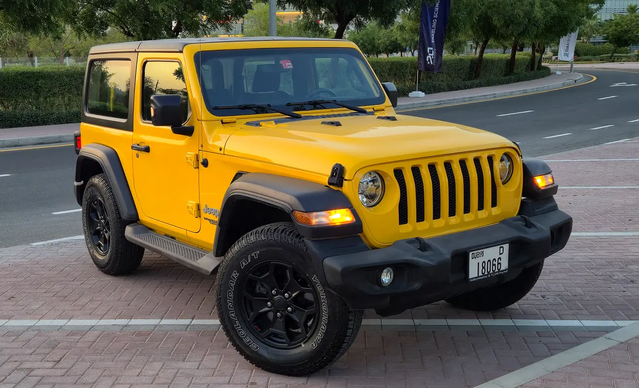 Jeep Wrangler 2019 — photo 1 of 11