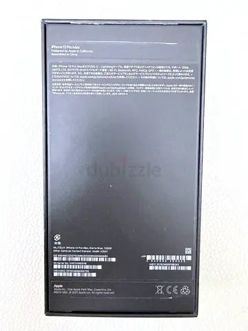 iPhone 13 Pro Max 128 GB Sierra Blue in very unscratched condition with original box