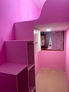 Room with partition