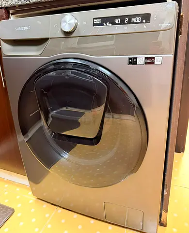 Samsung 10/7kg washing machine and dryer