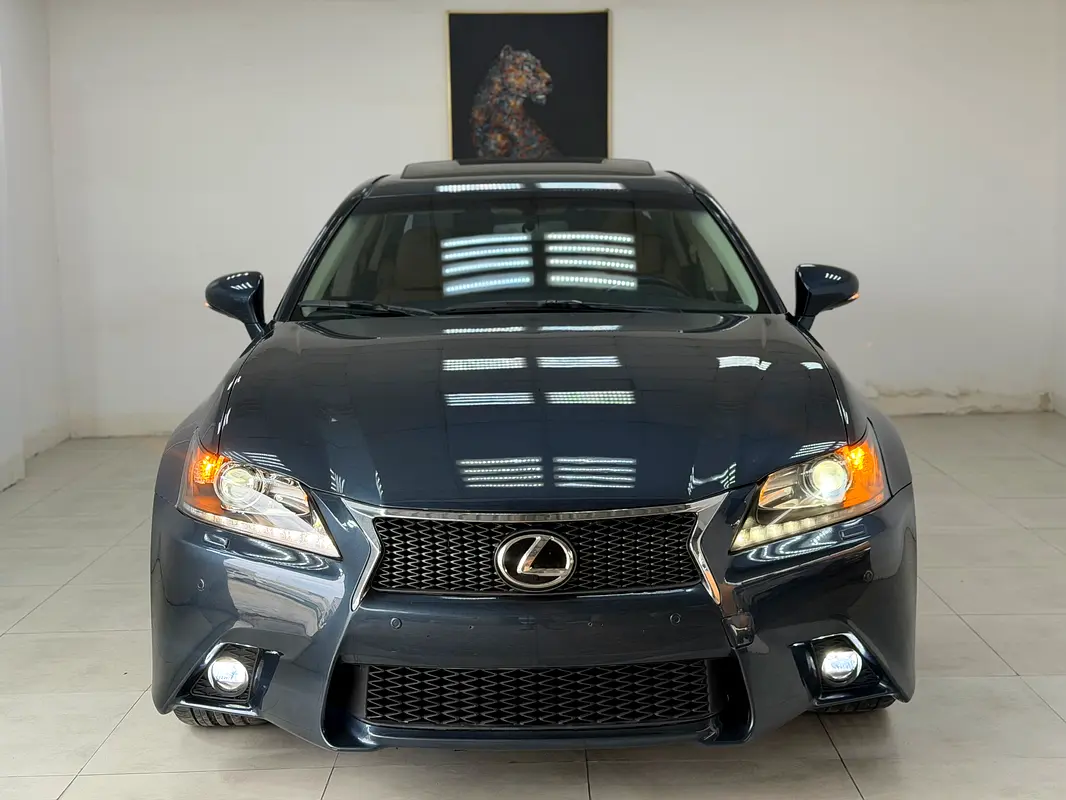Lexus GS-Series 2013 — photo 1 of 15