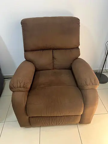 Luxury Brown Recliner Armchair – Single Seater Comfort Sofa