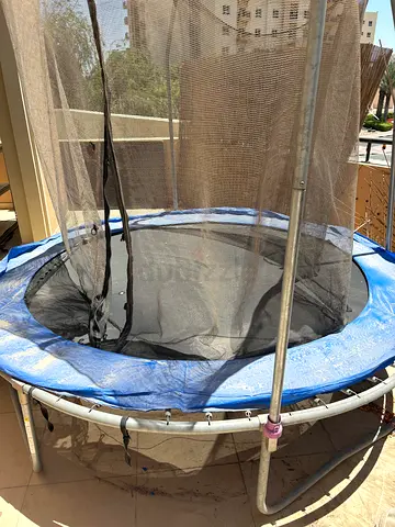 Large trampoline 10 feet