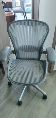 Herman Miller Areon Classic Chairs For Selling