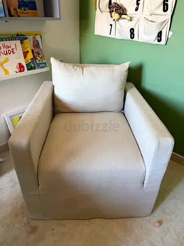 Single sofa 500 AED