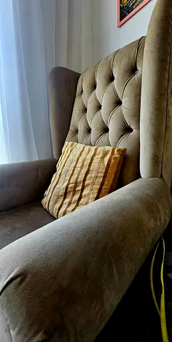 Cheap price: Royal Comfortable Armchair