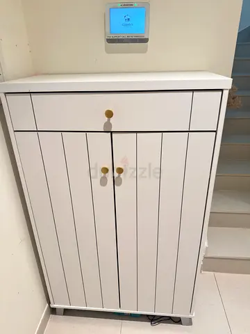 White Big Wooden Wardrobe/Shoerack 2-Door with Top Drawer