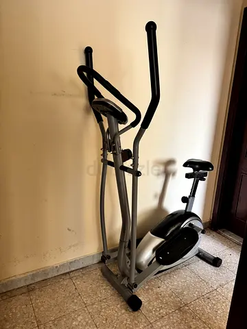 LifePower - Compact Elliptical Cross Trainer with Adjustable Resistance - Good Condition
