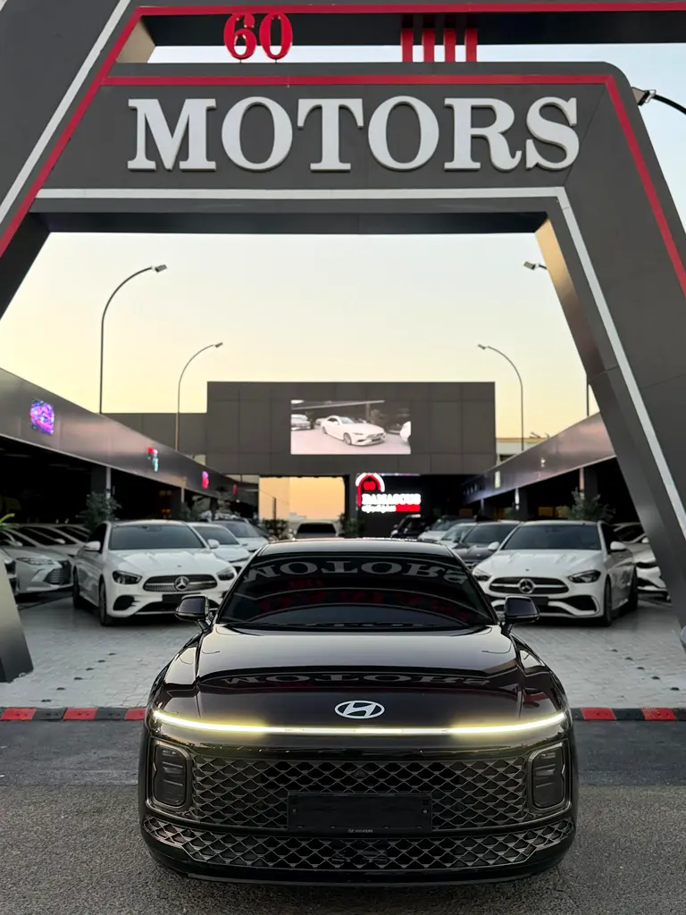 Hyundai Azera 2025 — photo 1 of 16