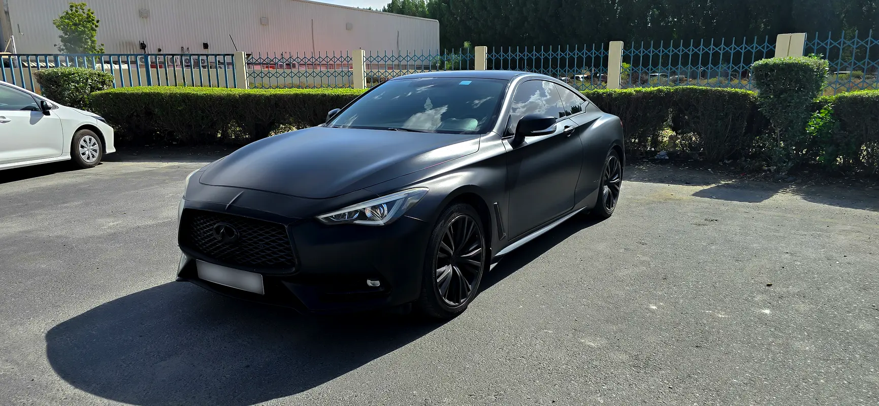 Infiniti Q60 2017 — photo 1 of 13