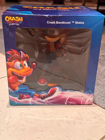 CRASH BANDICOOT 4 ITS ABOUT TIME SELFIE 7 INCH STATUE