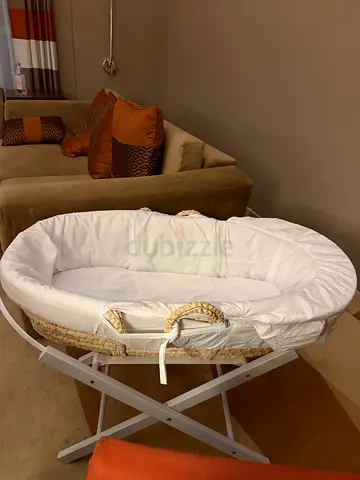 BABY BASSINET MOSES BASKET