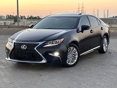 Lexus ES350 2016 GCC full option sunroof well maintained super clean car