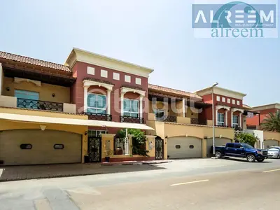 5bhk + Maid Room+Laundry room+ Store room , Garden Huge Villa