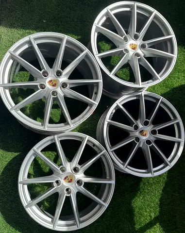 BRAND NEW ORIGINAL PORSCHE 911 CARRERA 20/21 INCH WHEELS