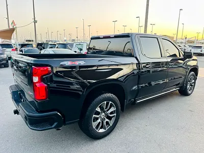 2024 Chevrolet SILVERADO 1500 照片 4