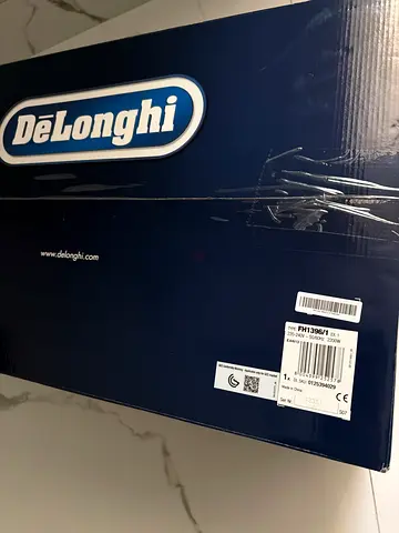 New DeLonghi Multi Fry Air Fryer, FH1396/1, White and Grey brand new unopened.