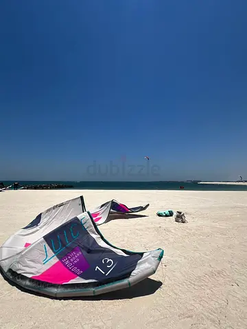 Kitesurfing Kite Set (13m) - Good Condition, Ready to Ride