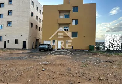 Investment land with flexible permits and a promising location
