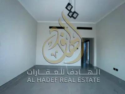 تشطيبات حديثة وفخمة نظام سمارت هوم منطقة راقية وهادئة جداً موقع مميز قريب من مدخل دبي وقريب من شارع الشيخ محمد بن زايد الإيجار 50,000 سنوي التأمين 250