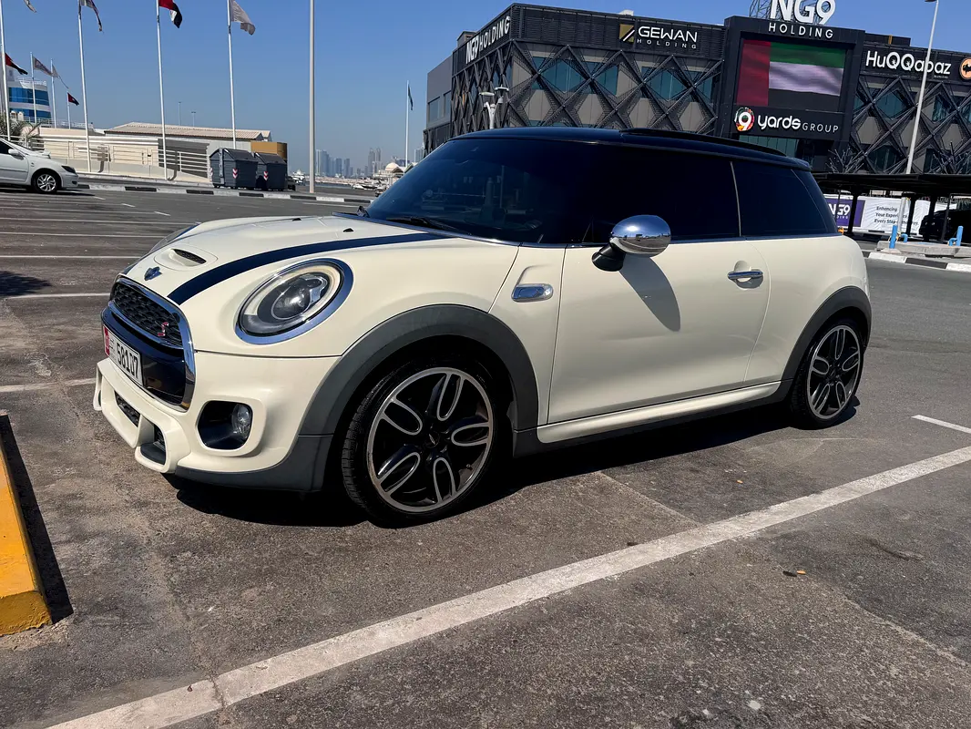 MINI Cooper 2018 — photo 1 of 11