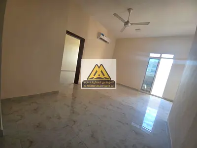 غرفتين وصاله / 2 حمام /: 2 بلكونه / مساحه كبيره / تكيف اسبليت /  سعر ممتاز