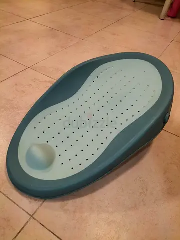 Sturdy and comfortable baby bath tub support
