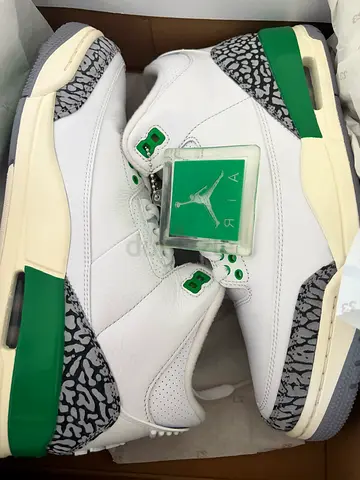 Jordan 3 luck green 9.5 W/ 8 US M / 41 EU BRAND NEW