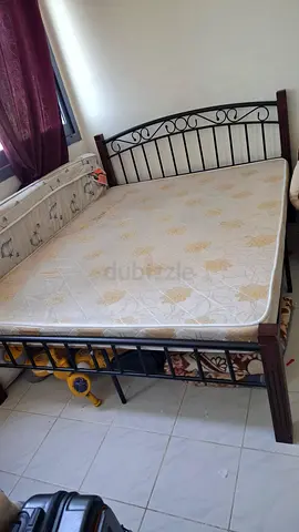 Double Bed wth matress