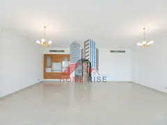 Vacant/ 3BHK / Free Gym Pool / Maidroom plus Washroom/ For Family